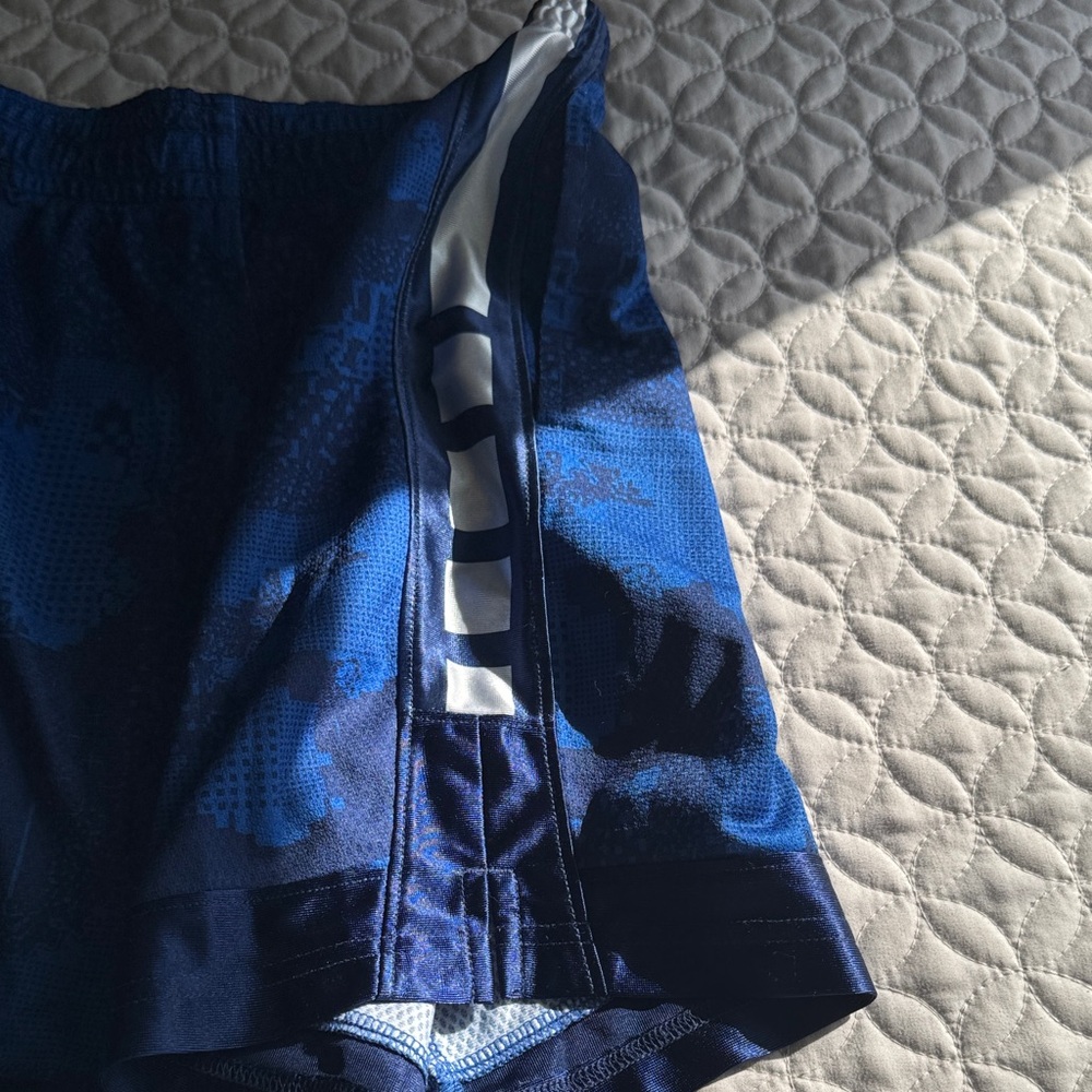 Nike Navy and Royal Blue Sports Shorts - Picture 4 of 4